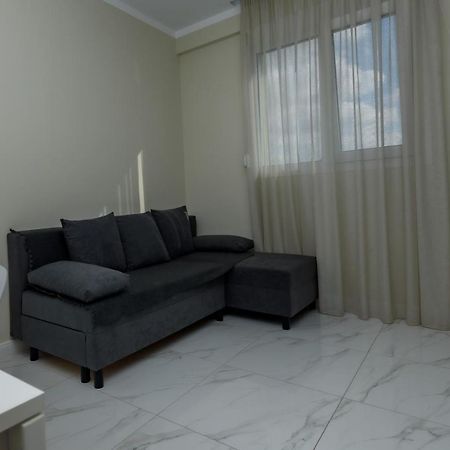 Olive 301 Apartment Peraia  ภายนอก รูปภาพ