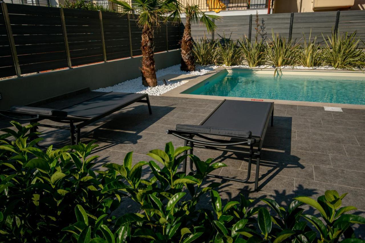 Olive 301 Apartment Peraia  ภายนอก รูปภาพ